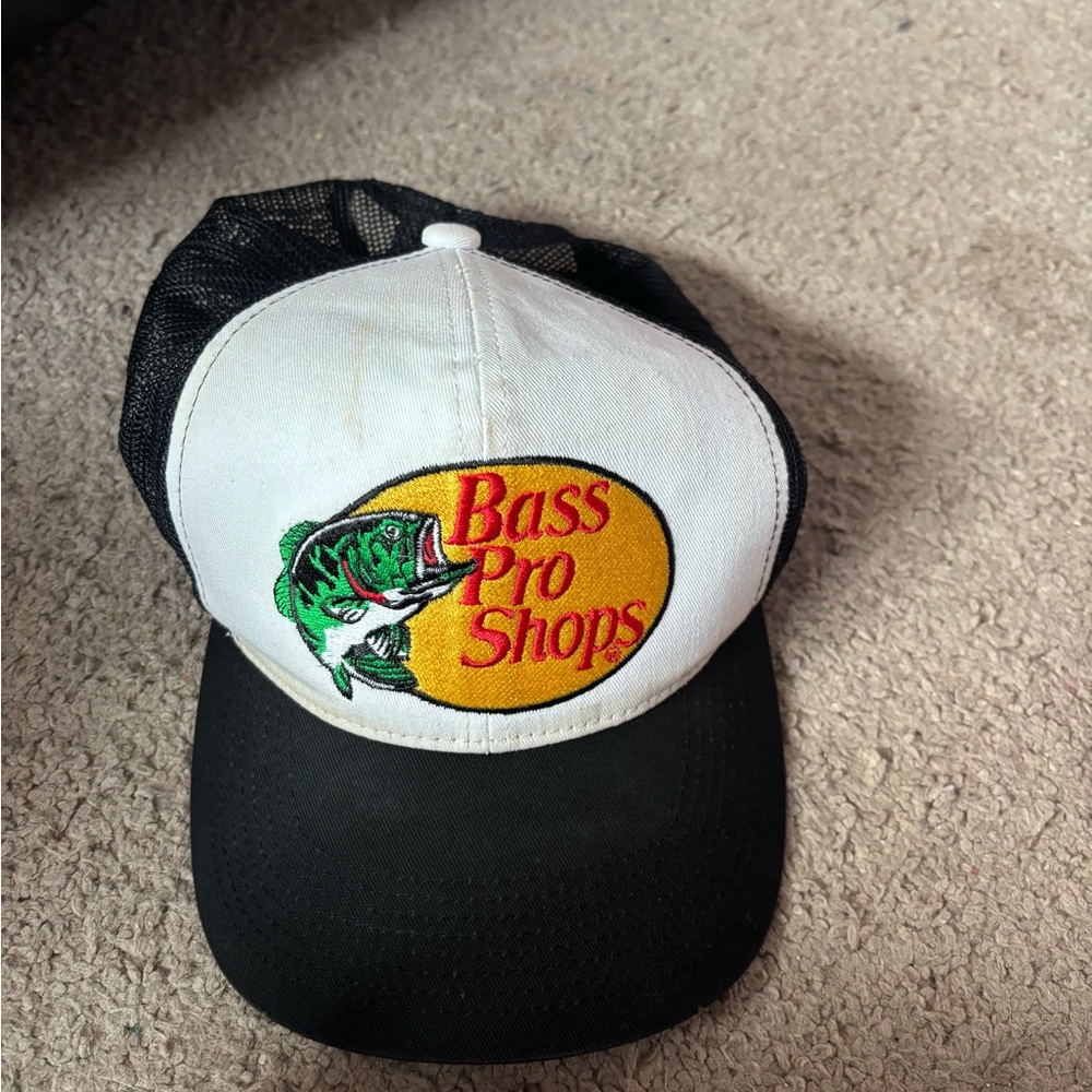 Bass Pro Shops Black and White Mesh Cap